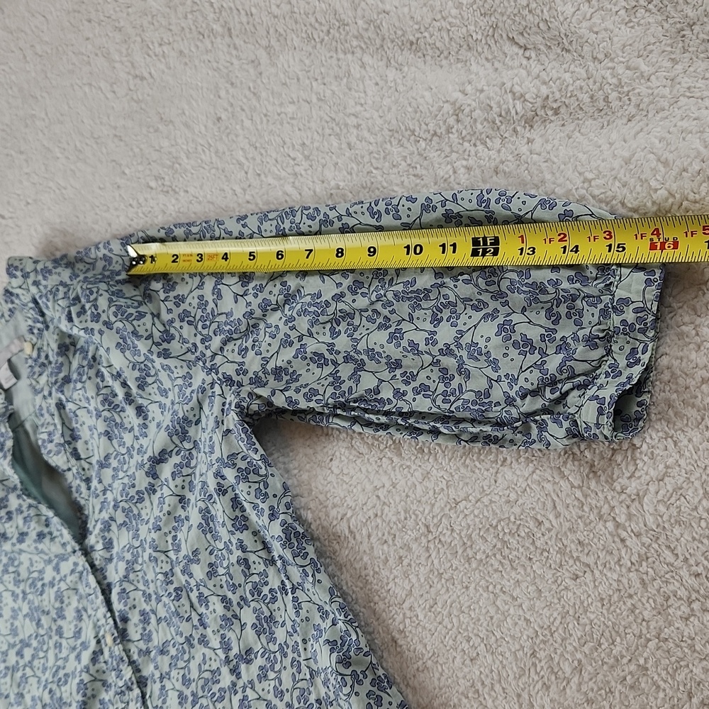 Old Navy Dress Ditsy Floral size M, pretty pastel blue w blue flowers. So cute!! - Picture 10 of 10